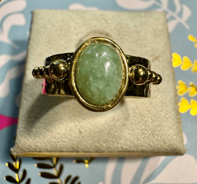 Bague à cabochon
