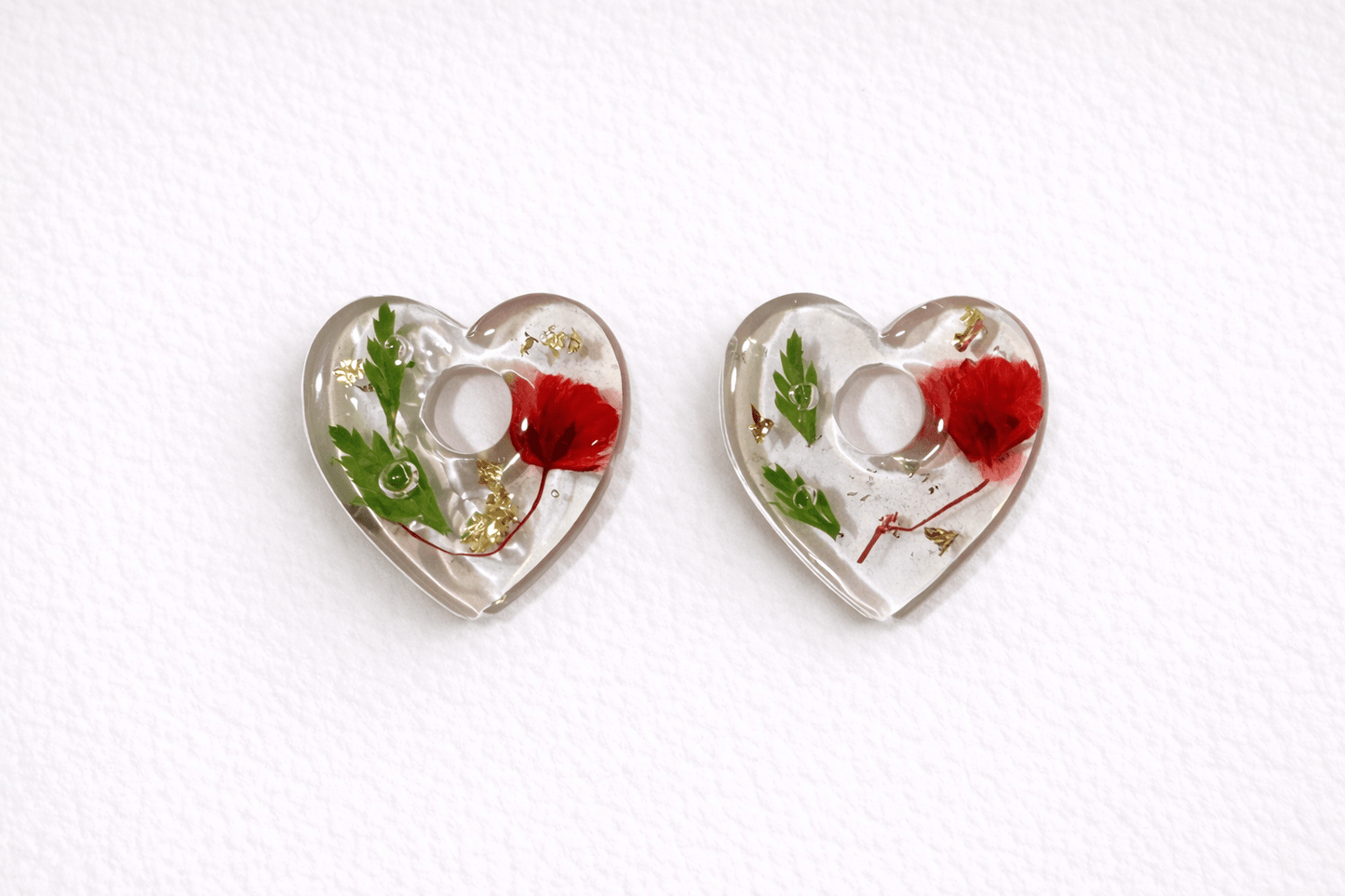 Pampilles fleurs séchées cœur rouge vert - Boucles d'oreilles interchangeables résine fait main France